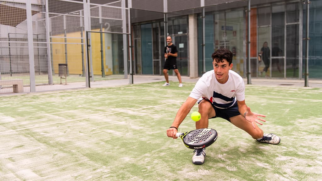 pádel en malilla polideportivo